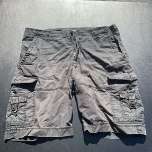 Express Men’s Gray Cargo Shorts Size 32W 10L